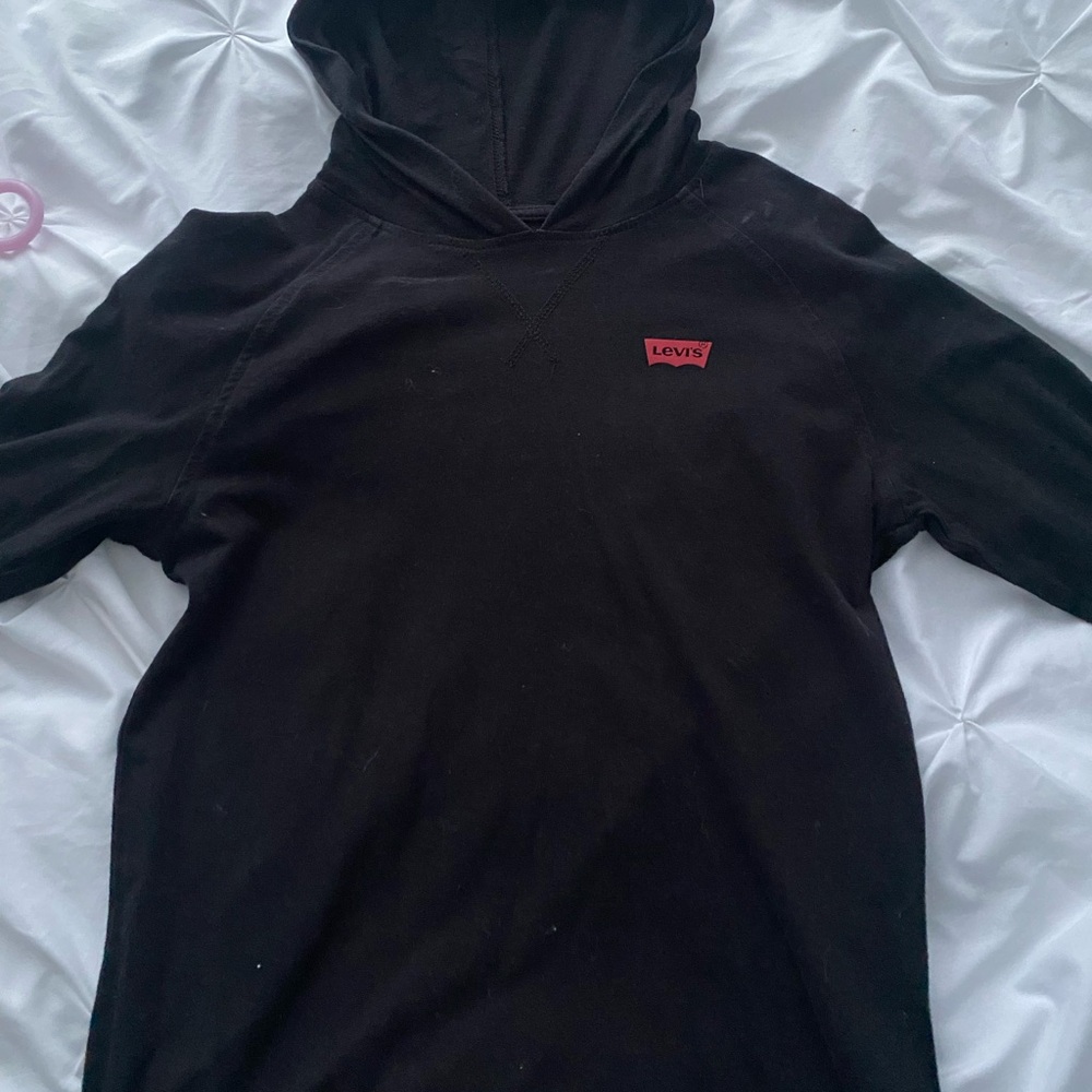 Levi's Black longsleeve